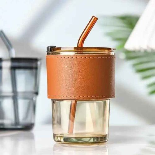 Tasse en paille de verre